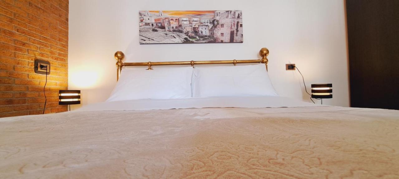 Appartement Finestre Sul Teatro - Catania - Parking Included Extérieur photo